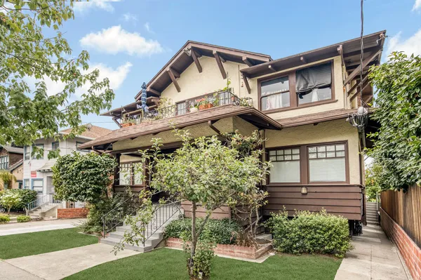 2618 College in South Berkeley, Berkeley | Studio, 1- to 3-Bedroom Rentals Available