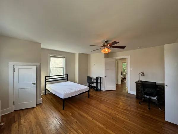 CMU Off-Campus Housing | 5709 Melvin St | Studio, 1- to 3-Bedroom Rentals Available