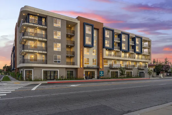 Solare in Arcadia City, Arcadia | Studio, 1- to 3-Bedroom Rentals Available