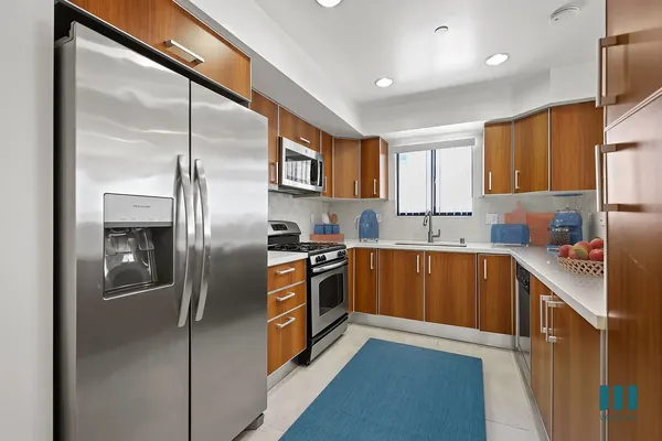 UCLA Off-Campus Housing | Santa Monica Federal | Studio, 1- to 3-Bedroom Rentals Available