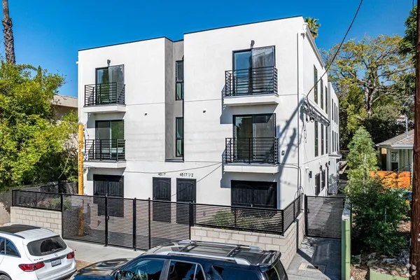 4517 Kingswell Ave in USC-Outside-DPS, Los Angeles | Studio, 1- to 3-Bedroom Rentals Available