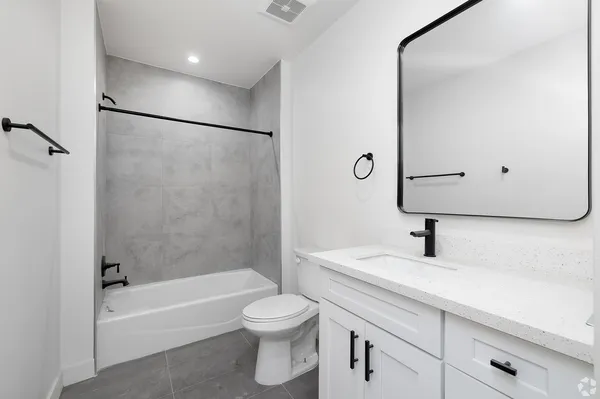 1128 W 37th Dr for Rent near USC | Off-Campus Apartments