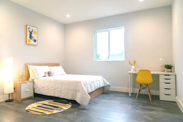 1451 W 36th Pl, Los Angeles, CA 90018 1451 W 36th Pl in USC-Outside-DPS, Los Angeles | Studio, 1- to 3-Bedroom Rentals Available