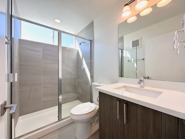 5634A Brooklyn Ave NE, Seattle, WA 98105 UW Off-Campus Housing | The Grey House | Studio, 1- to 3-Bedroom Rentals Available