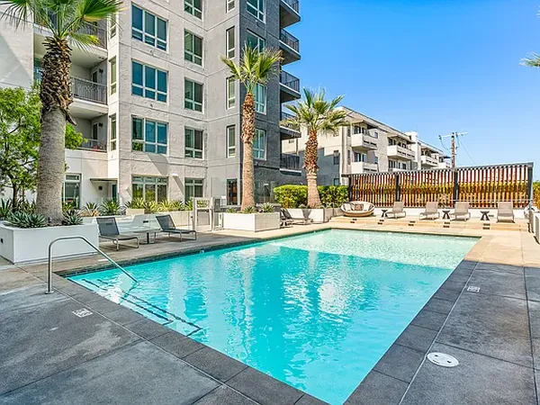 Cobalt in Washington Culver, Culver City | Studio, 1- to 3-Bedroom Rentals Available