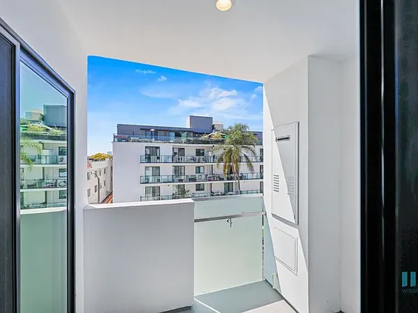 1500 Hi Pt St, Los Angeles, CA 90035 Hi Point for rent in Culver City/Palms, Los Angeles | 2-Bedroom Rentals Available