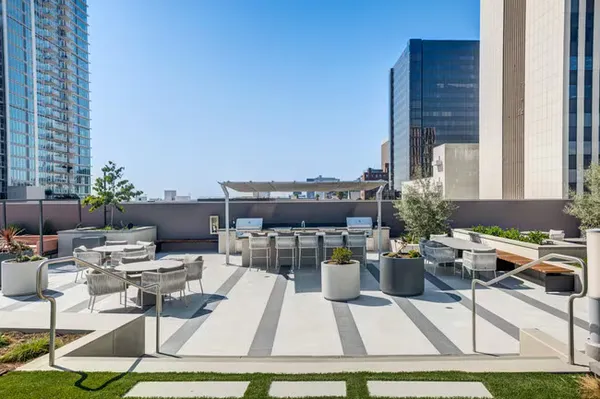 Nari Koreatown in Koreatown, Los Angeles | Studio, 1- to 3-Bedroom Rentals Available