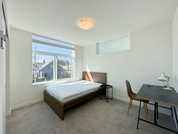 5634A Brooklyn Ave NE, Seattle, WA 98105 UW Off-Campus Housing | The Grey House | Studio, 1- to 3-Bedroom Rentals Available
