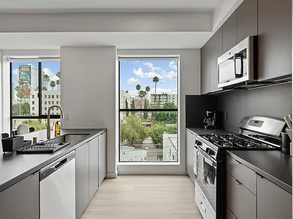 Wilton by Category for rent in Koreatown, Los Angeles | 1-Bedroom Rentals Available