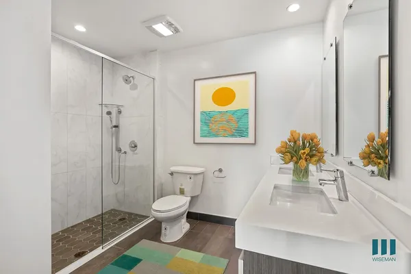 Cole Grove in Hollywood, Los Angeles | Studio, 1- to 3-Bedroom Rentals Available