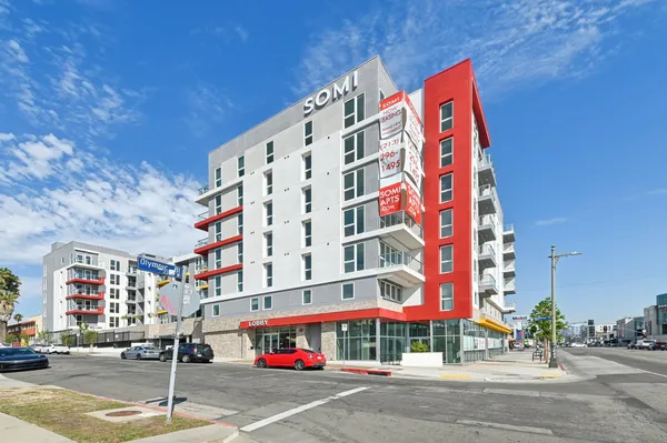 Somi in Koreatown, Los Angeles | Studio, 1- to 3-Bedroom Rentals Available