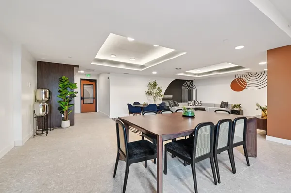 Somi in Koreatown, Los Angeles | Studio, 1- to 3-Bedroom Rentals Available