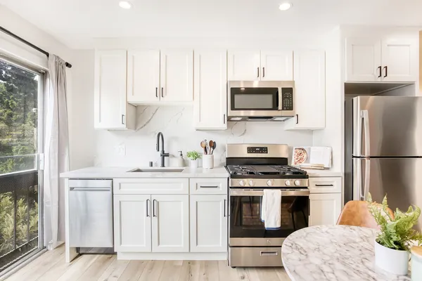 2729 Dwight in South Berkeley, Berkeley | Studio, 1- to 3-Bedroom Rentals Available