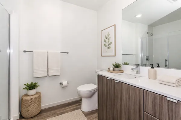 Avant Apartments in Downtown Seattle, Seattle | Studio, 1- to 3-Bedroom Rentals Available