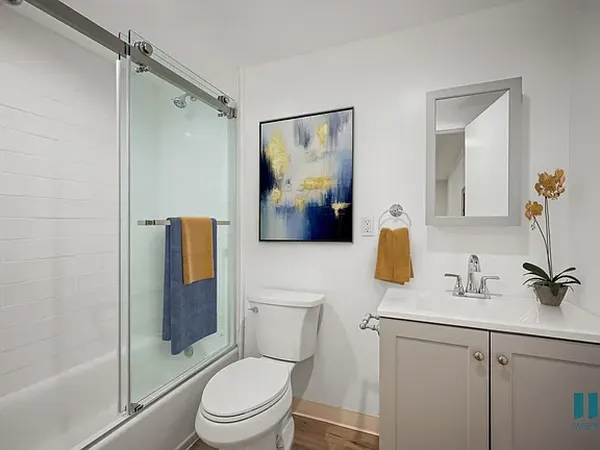 UCLA Off-Campus Housing | Bentley Woodland | Studio, 1- to 3-Bedroom Rentals Available