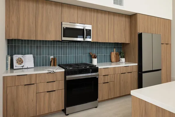 Paxton in Garfield, Huntington Beach | Studio, 1- to 3-Bedroom Rentals Available