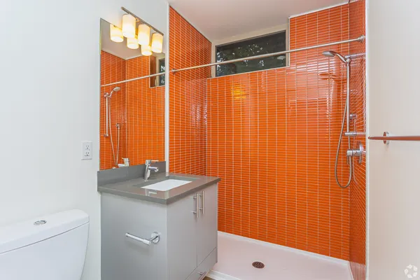 Jupiter Apartments in Downtown Seattle, Seattle | Studio, 1- to 3-Bedroom Rentals Available