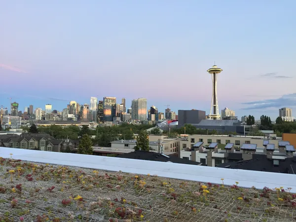 Vistana Apartments in Downtown Seattle, Seattle | Studio, 1- to 3-Bedroom Rentals Available