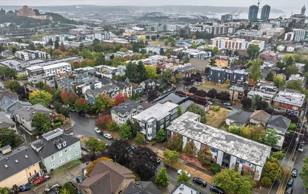 155 17th Ave, Seattle, WA 98122 Jupiter Apartments in Downtown Seattle, Seattle | Studio, 1- to 3-Bedroom Rentals Available