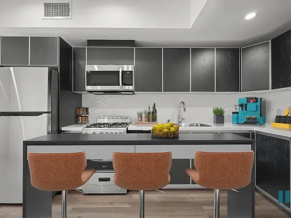 Motor Midway in Palms, Los Angeles | Studio, 1- to 3-Bedroom Rentals Available