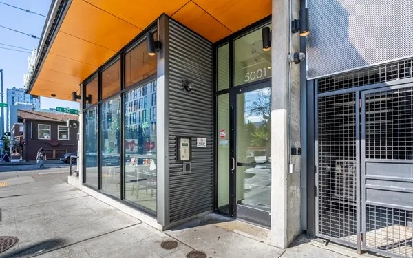 UW Off-Campus Housing | The Stax | Studio, 1- to 3-Bedroom Rentals Available