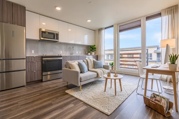 Avant Apartments in Downtown Seattle, Seattle | Studio, 1- to 3-Bedroom Rentals Available