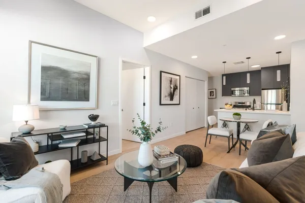 905 S Vermont Ave, Los Angeles, CA 90006 Apartment at Kanvas for Rent in Koreatown, Los Angeles | Tripalink