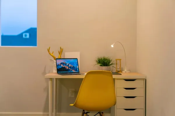 1451 W 36th Pl, Los Angeles, CA 90018 1451 W 36th Pl in USC-Outside-DPS, Los Angeles | Studio, 1- to 3-Bedroom Rentals Available
