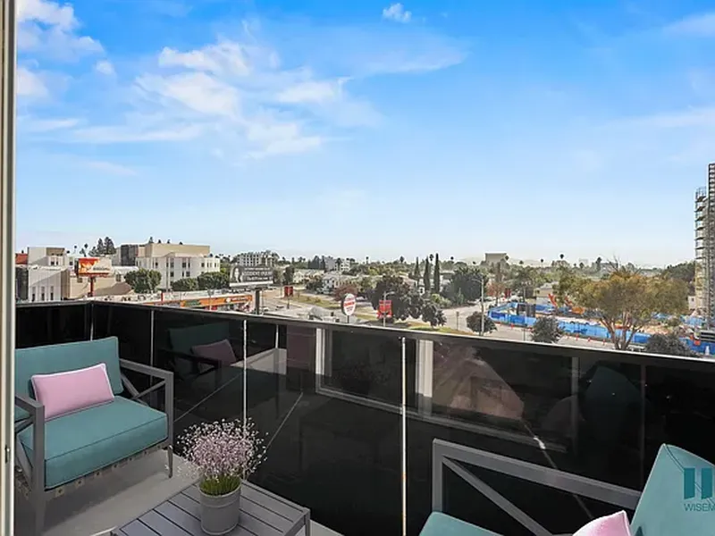 Explore Ogden Garden in Beverly Grove