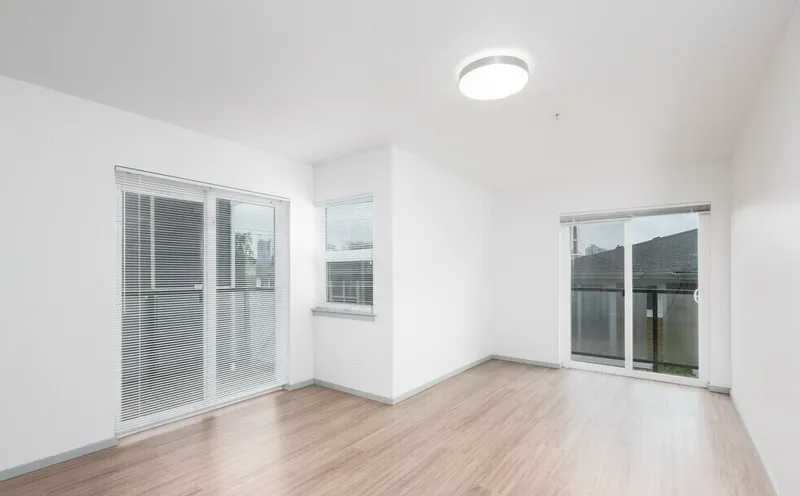 Explore Vistana Apartments en Downtown Seattle