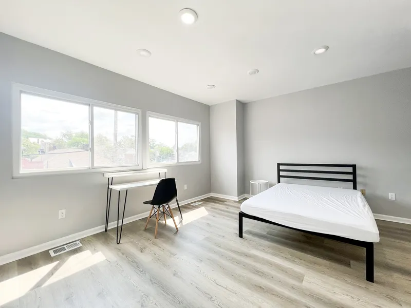 Explore 2118 Murray Ave cerca de CMU