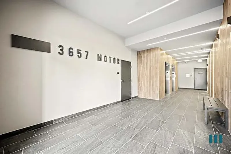 Explore Motor Midway in Palms