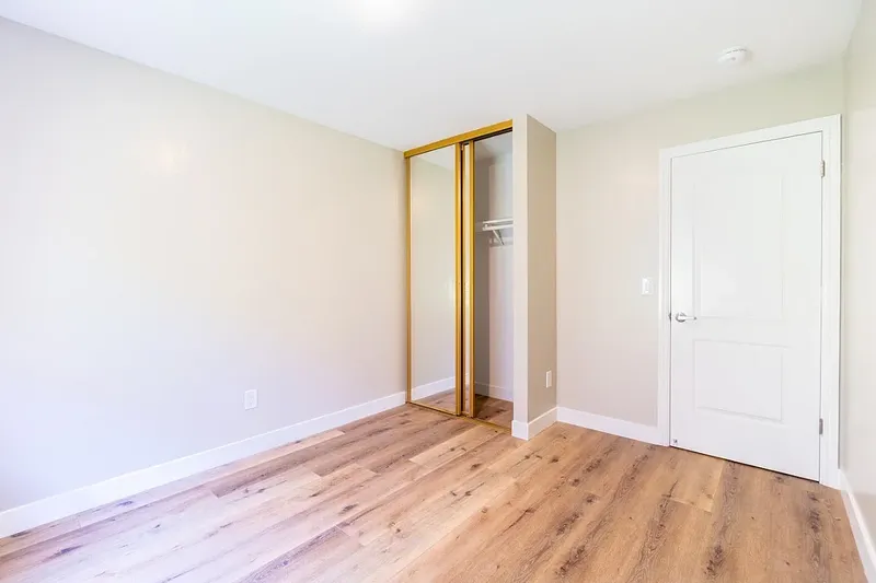 Explore 2620 Regent in South Berkeley