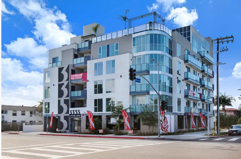 Explore 3555 Overland Ave in Westside Village