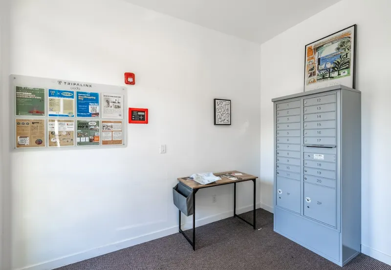 Explore Coda Apartments near UW