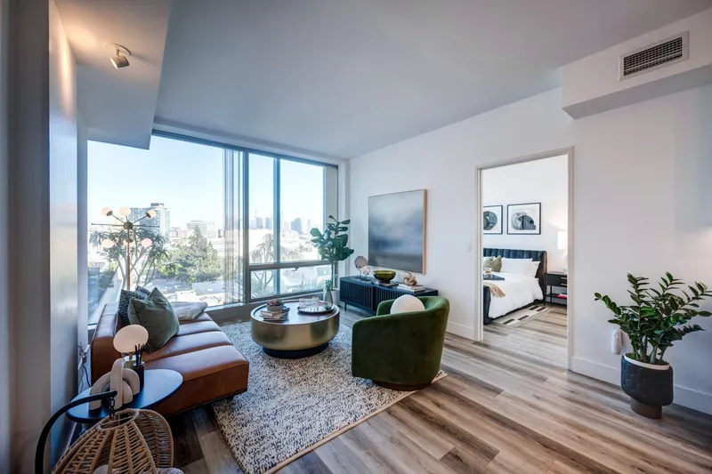 Explore Nari Koreatown in Koreatown