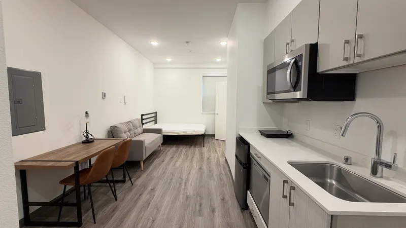 Explore Fifty-Two Apartments near UW