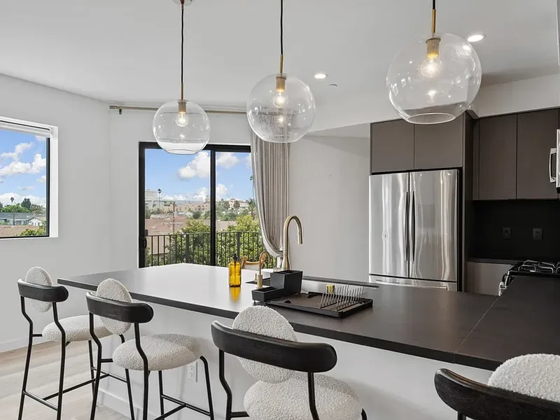 Explore Wilton by Category in Koreatown