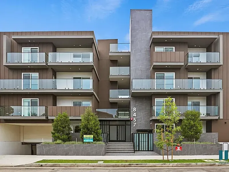 Explore Blackburn La Cienega in Beverly Grove