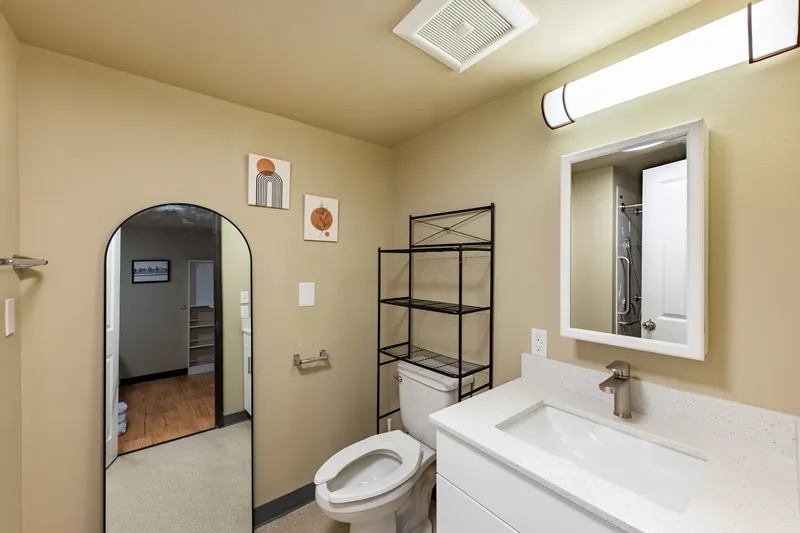 Explore Sophie Studios near UW