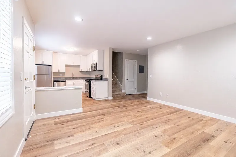 Explore 2620 Regent in South Berkeley