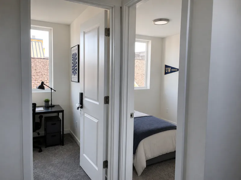 Explore Iris Apartments near UW