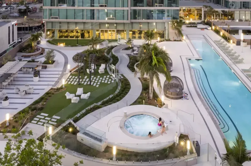 Explore Nari Koreatown en Koreatown