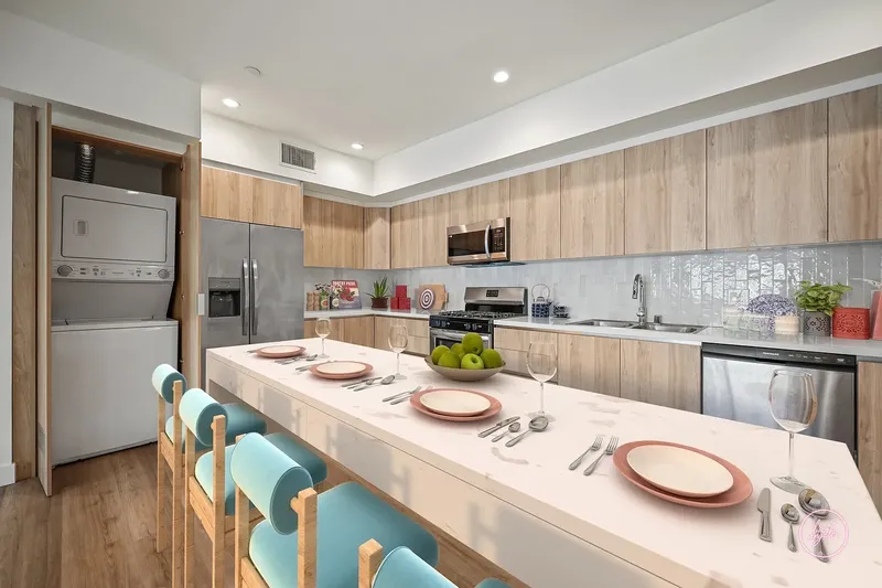 Explore Tamarind Sunset in Hollywood