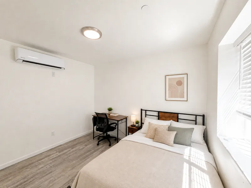 Explore 1201 W 36th Pl near USC